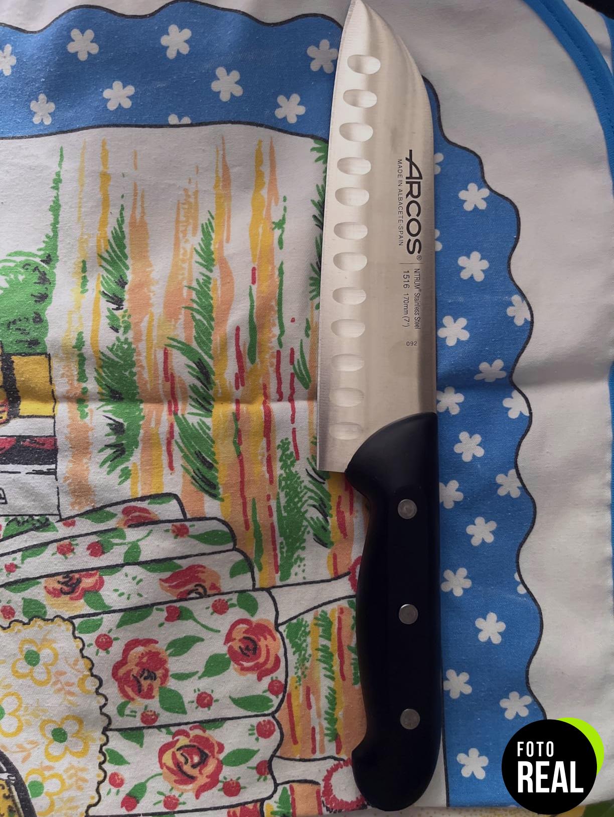 cuchillo-chef-arcos-profesional-215mm-foto-3