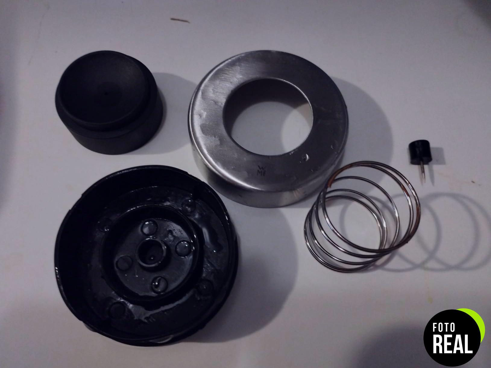 wmf-perforador-huevos-clever-more-foto-1